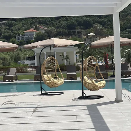 κimiro Tsilivi *