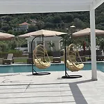 κimiro Tsilivi *