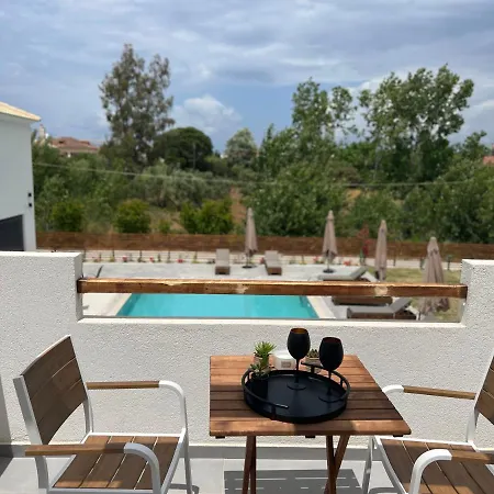 κimiro Tsilivi Hotel *