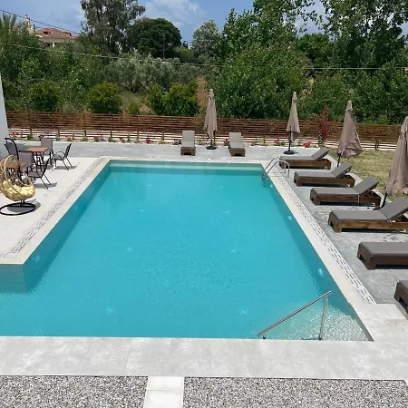 Hotell κimiro Tsilivi *